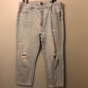Gap boyfriend jeans size 16 light wash